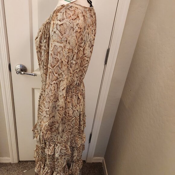 Jessica Simpson Snake Print Maxi Dress. NWT. Size Large - Picture 7 of 13
